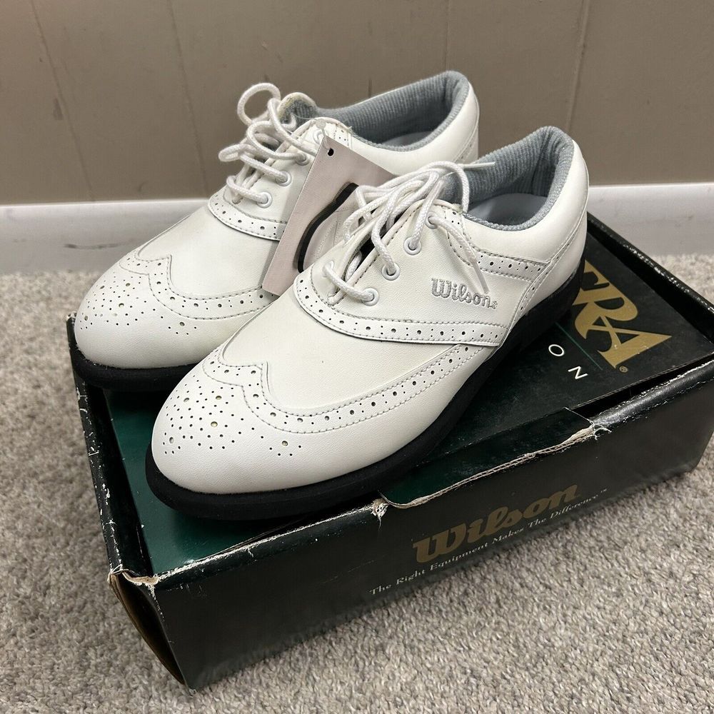 Wilson Pro Staff Contour Women's‎ Golf Shoes Metal Spikes Size 8.5 New W Defects